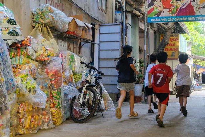 The invisible backbone of the world's food system (Vietnam 2)