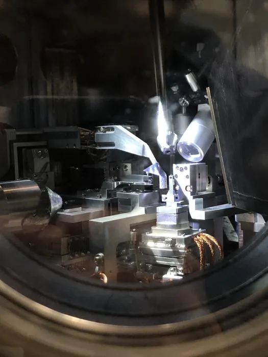 Temporary melt improves perovskites - 4