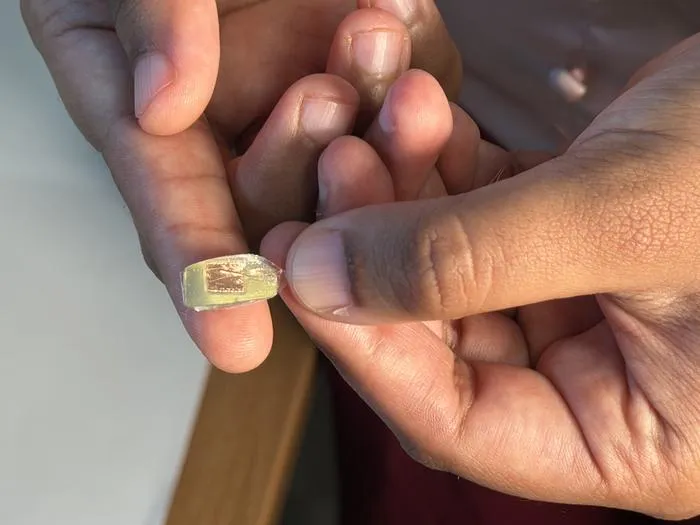 Sensor for GlassTENG