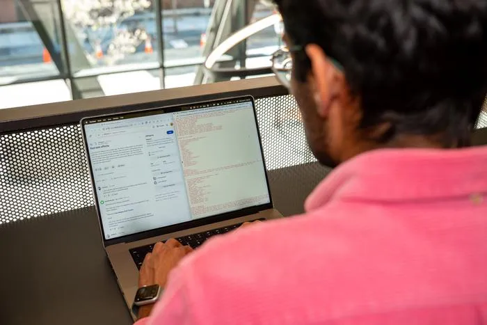 Using AI to Analyze Reddit Data