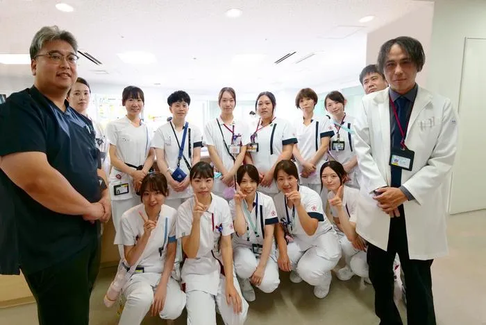 The staff of the Department of New Experimental Therapeutics and Early Phase 1 Drug Development Service and 8S inpatient ward nursing staff at Kansai Medical University Hospital