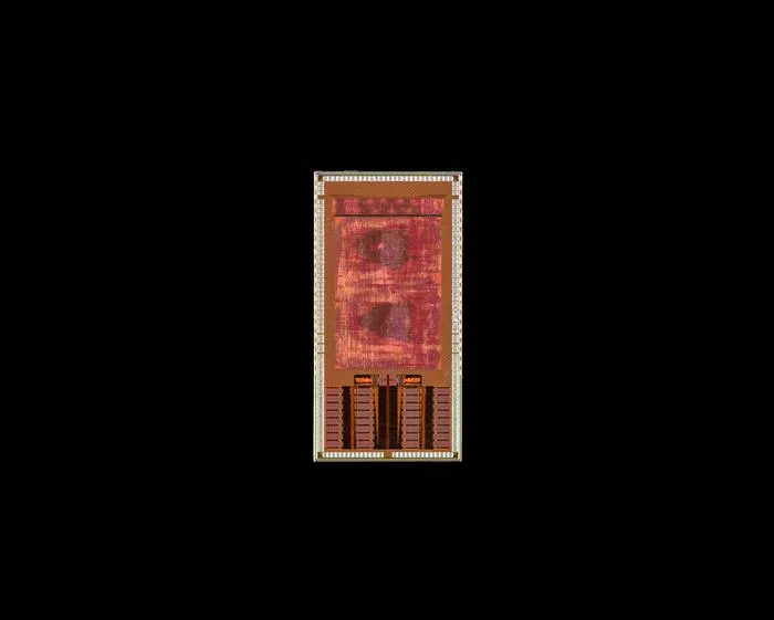 The LogSync chip, measuring approximately 4x2 mm. 2026 EPFL / Lundi13 - CC-BY-SA 4.0